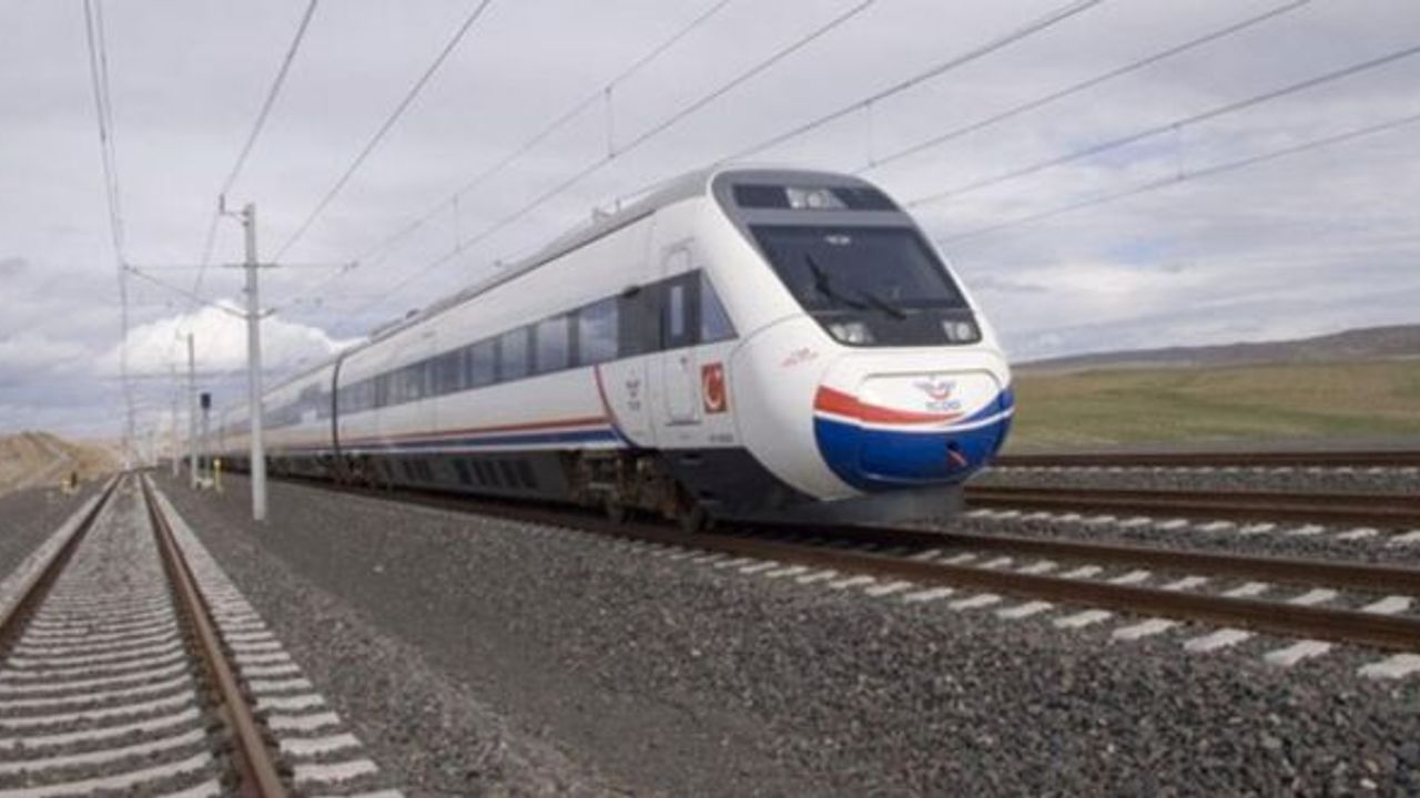 8 yılda İzmir Hızlı Tren Projesi'nin yüzde 38'i tamamlanabildi