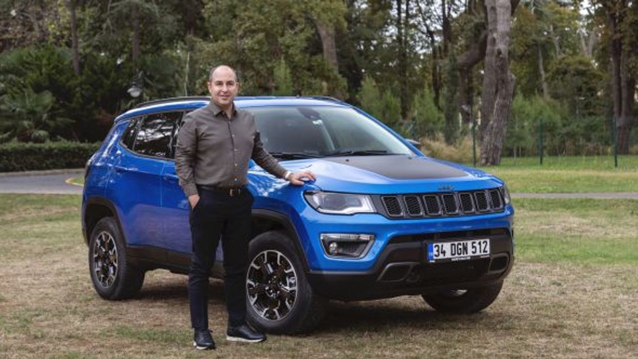 JeepCompass 4xe Türkiye’de 724 bin 950 TL’lik fiyatla satışa sunuluyor