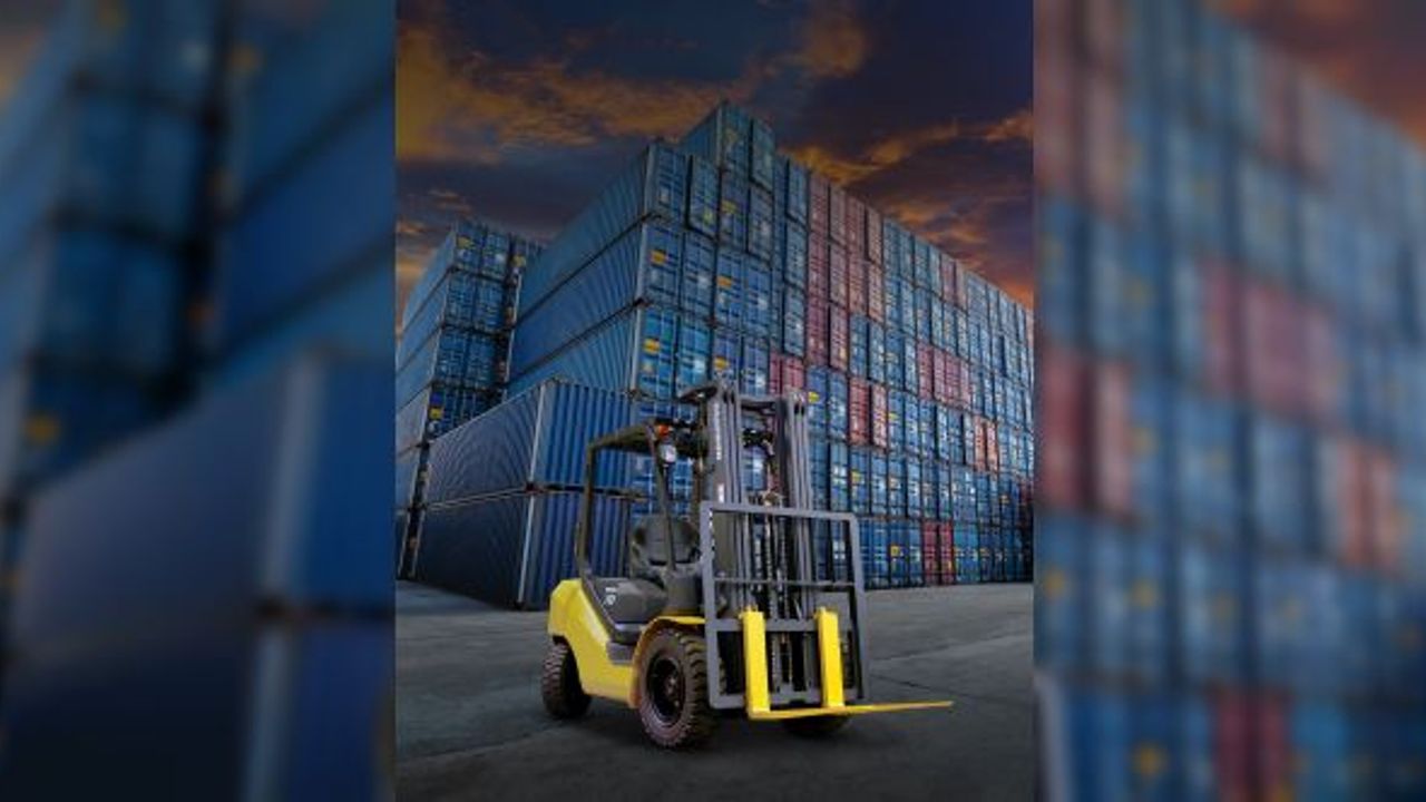 Komatsu FD-30T-17 dizel forkliftler 27.500 €’dan başlayan fiyatlarla satışa sunuldu