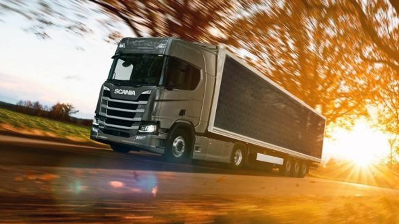 Scania hibrit kamyonu güneşten şarj edecek