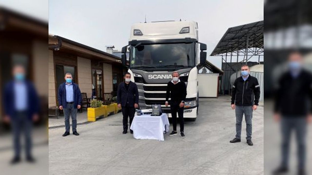 20 adet Scania R450 çekici aldı