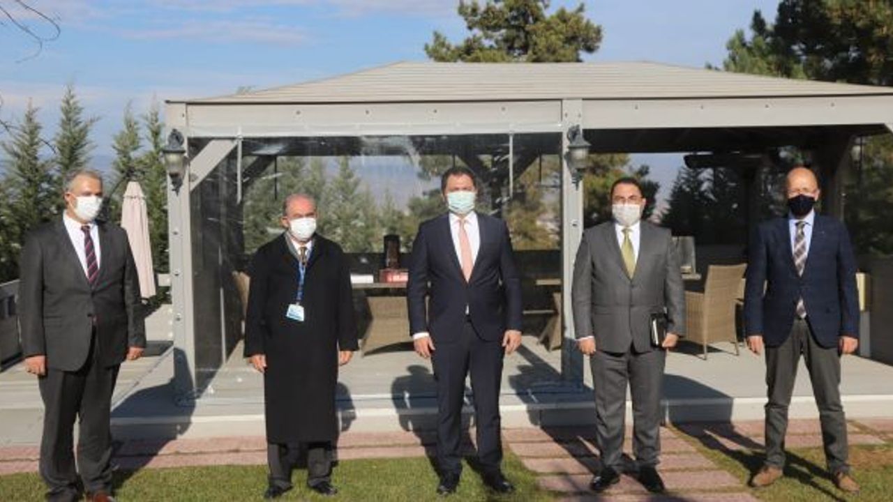 Metro İstanbul yetkilileri Başkan Büyükerşen’i ziyaret etti