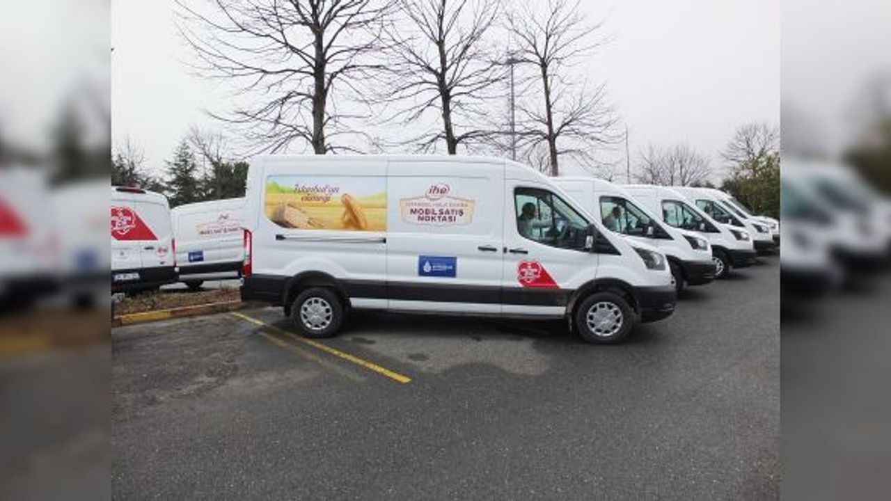 İstanbul Büyükşehir Belediyesi’nin 40 mobil ekmek büfesi hizmette