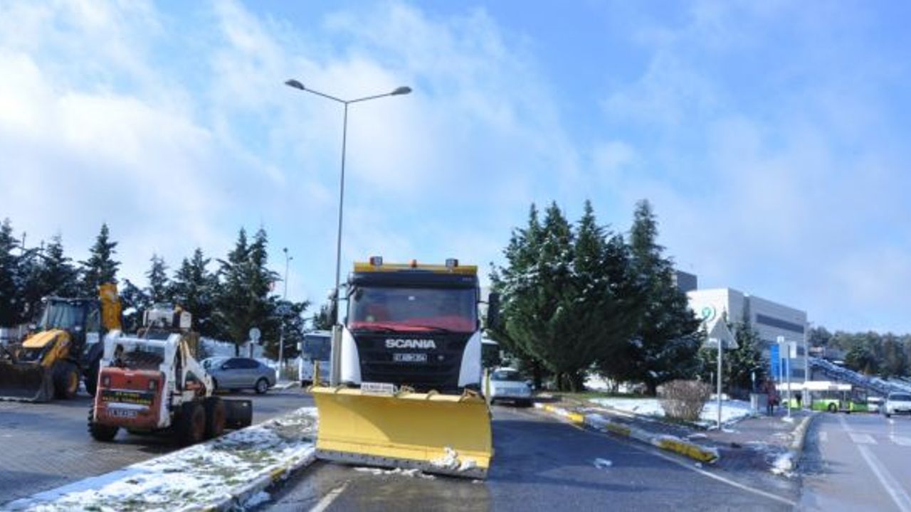 Kocaeli’nde kar timi 24 saat görev başında