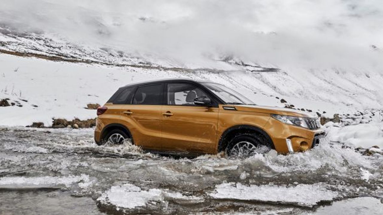 Suzuki Vitara Şubat ayına özel 4x4 Bizden Hediyesi!