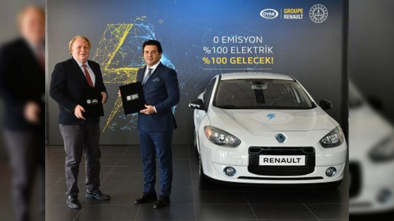 16 adet Fluence ZE marka otomobili eğitim için bağışladı