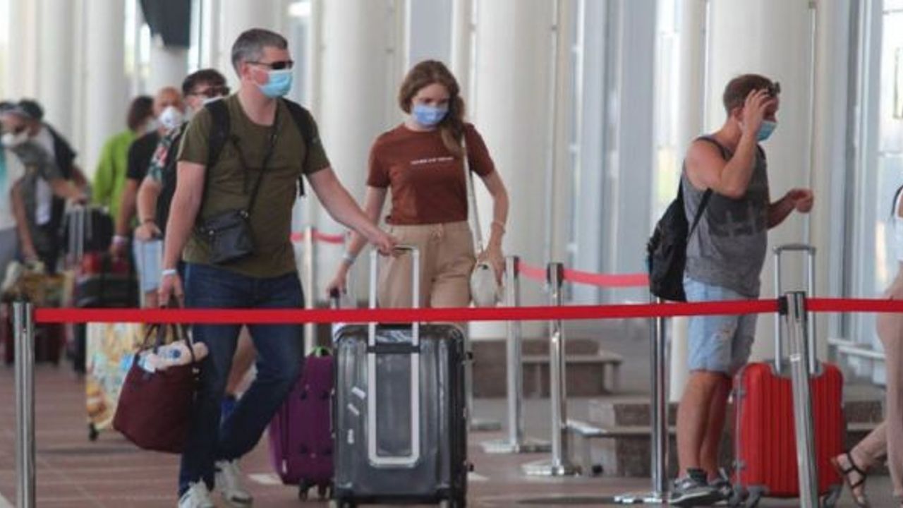 Yabancı ziyaretçi sayısı şubatta yüzde 69 azaldı