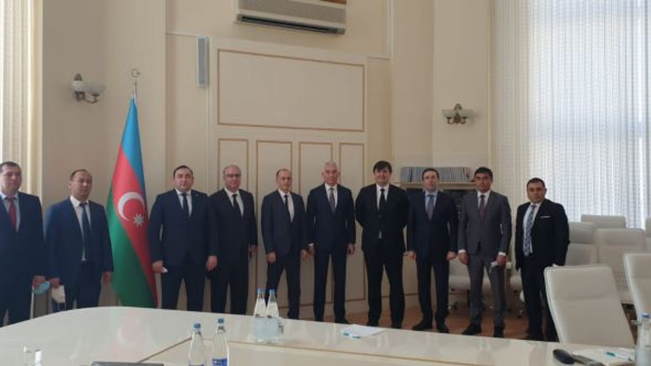 UND, Azerbaycan’da yüksek ücretler ve gümrük sorunlarını görüştü