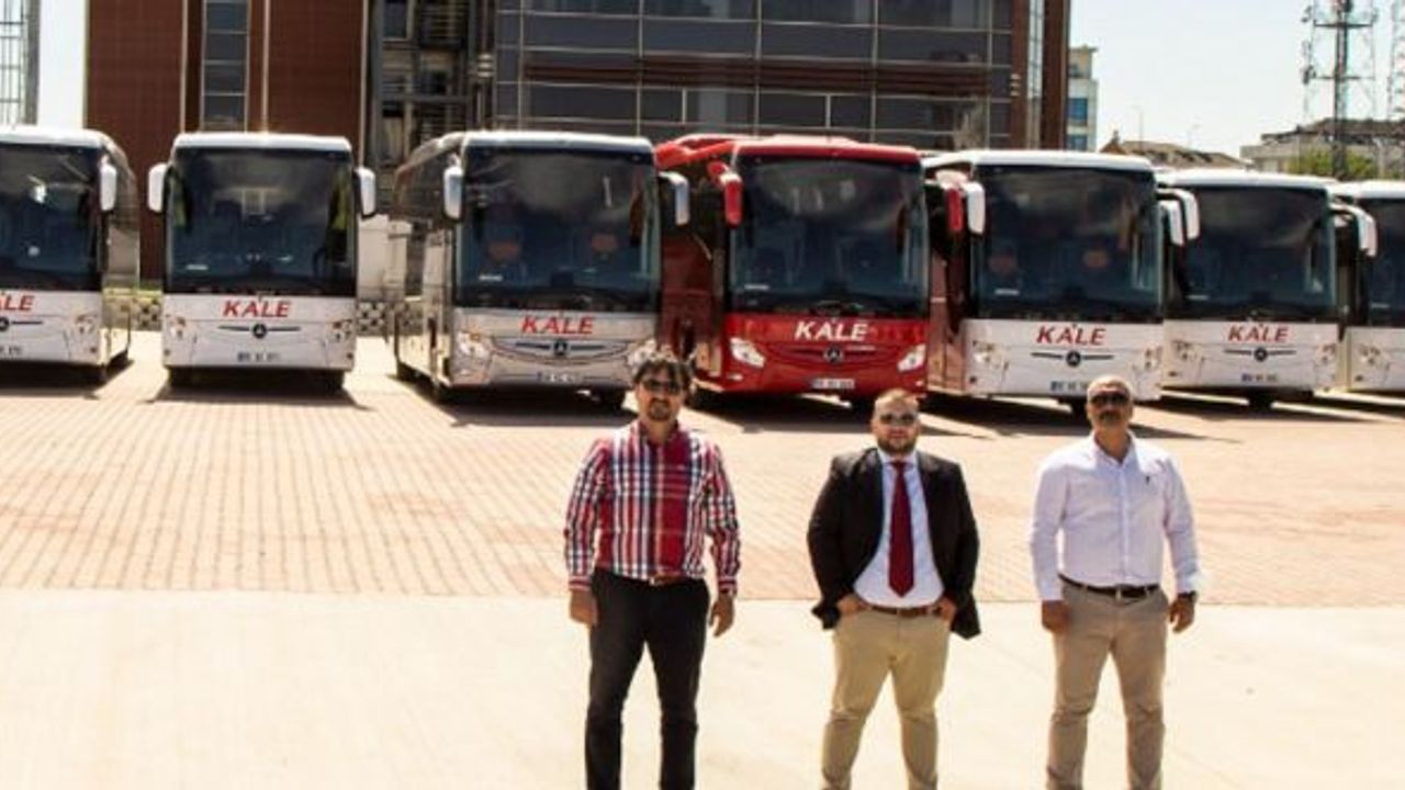 Kale Seyahat, 15 adet 2021 model Mercedes-Benz Tourismo otobüsü filosuna kattı