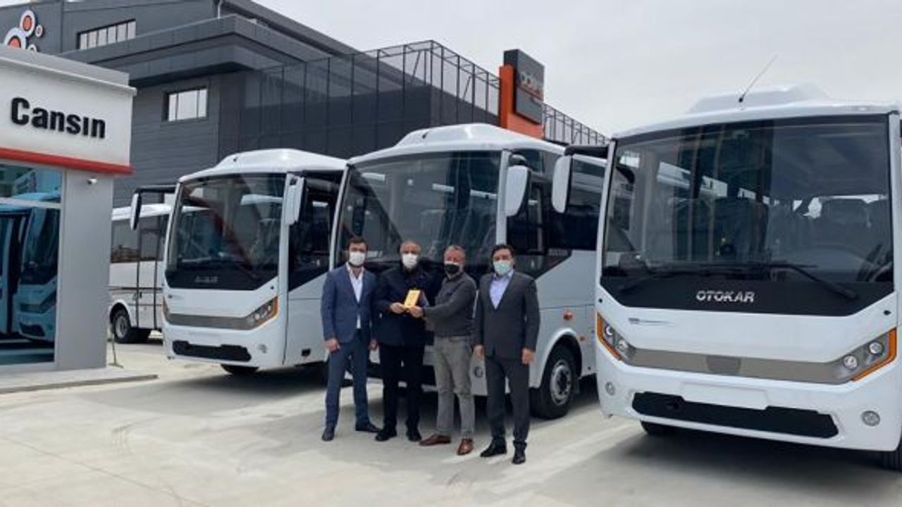 Kaya Tur, 11 Sultan Comfort'u filosuna kattı