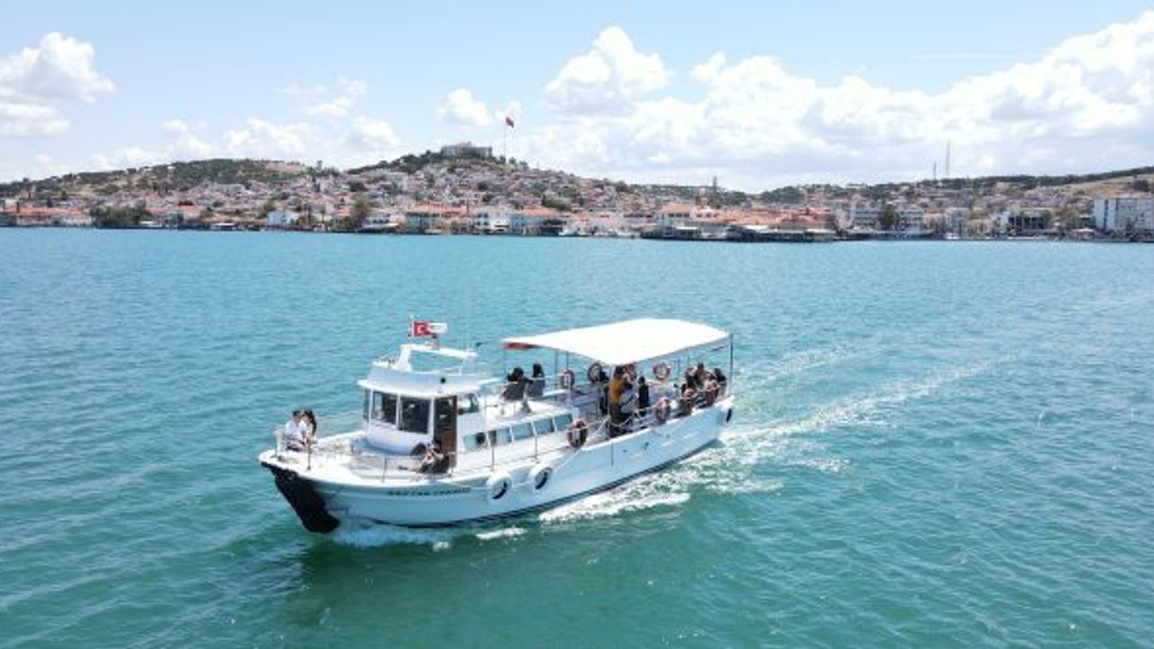 Cunda ve Ayvalık arasında deniz motoru seferleri