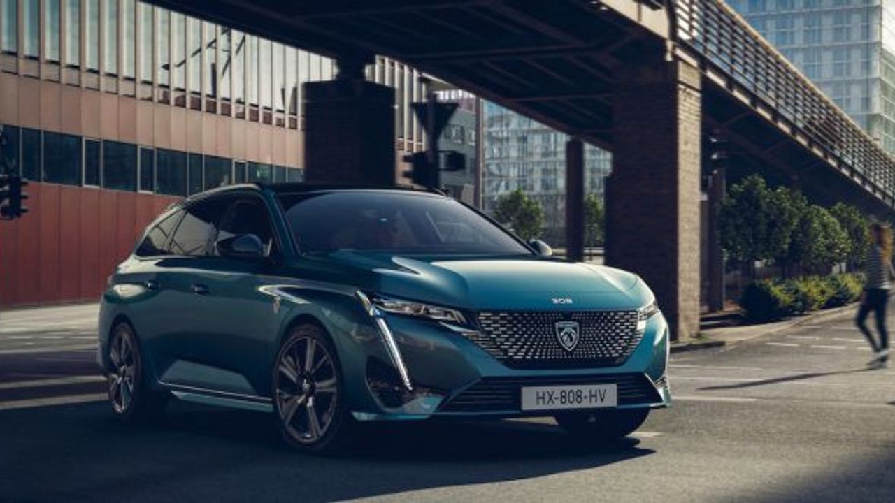 Yeni PEUGEOT 308 SW’nin 2022 yılında yollarla buluşması hedefleniyor