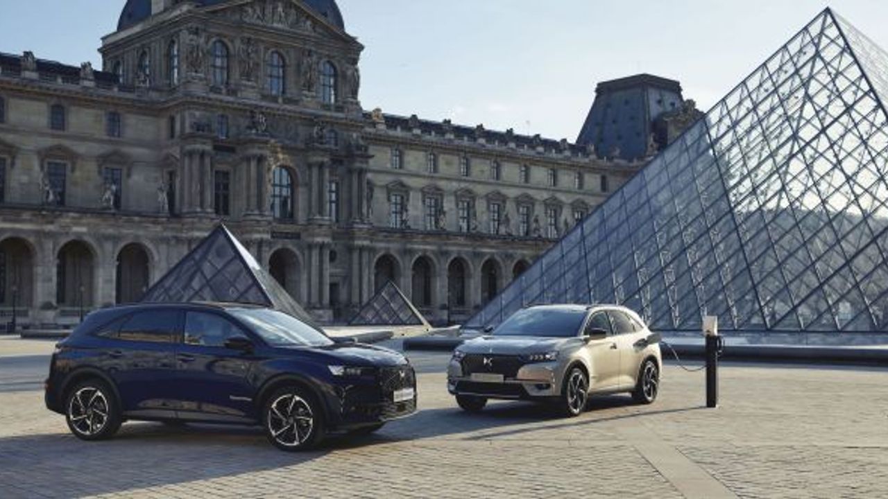 DS 7 CROSSBACK LOUVRE Özel Serisi’ne Türkiye’den sadece 25 kişi sahip olabilecek