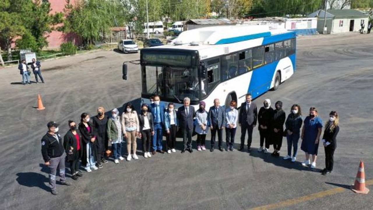Toplu ulaşımda kadın sürücü sayısı artacak