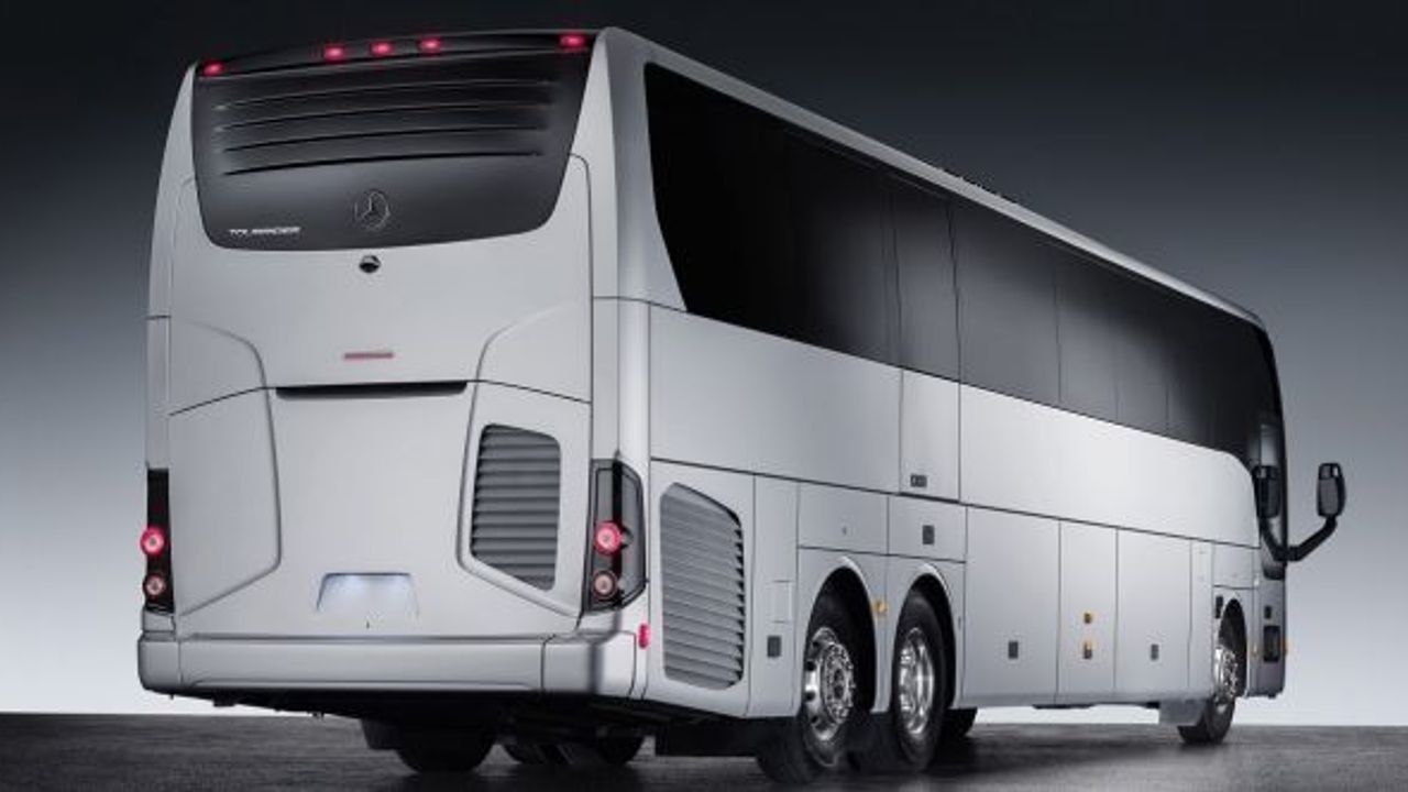 Türkiye’de üretilen yeni Mercedes-Benz Tourrider Kuzey Amerika’da yollara çıkıyor