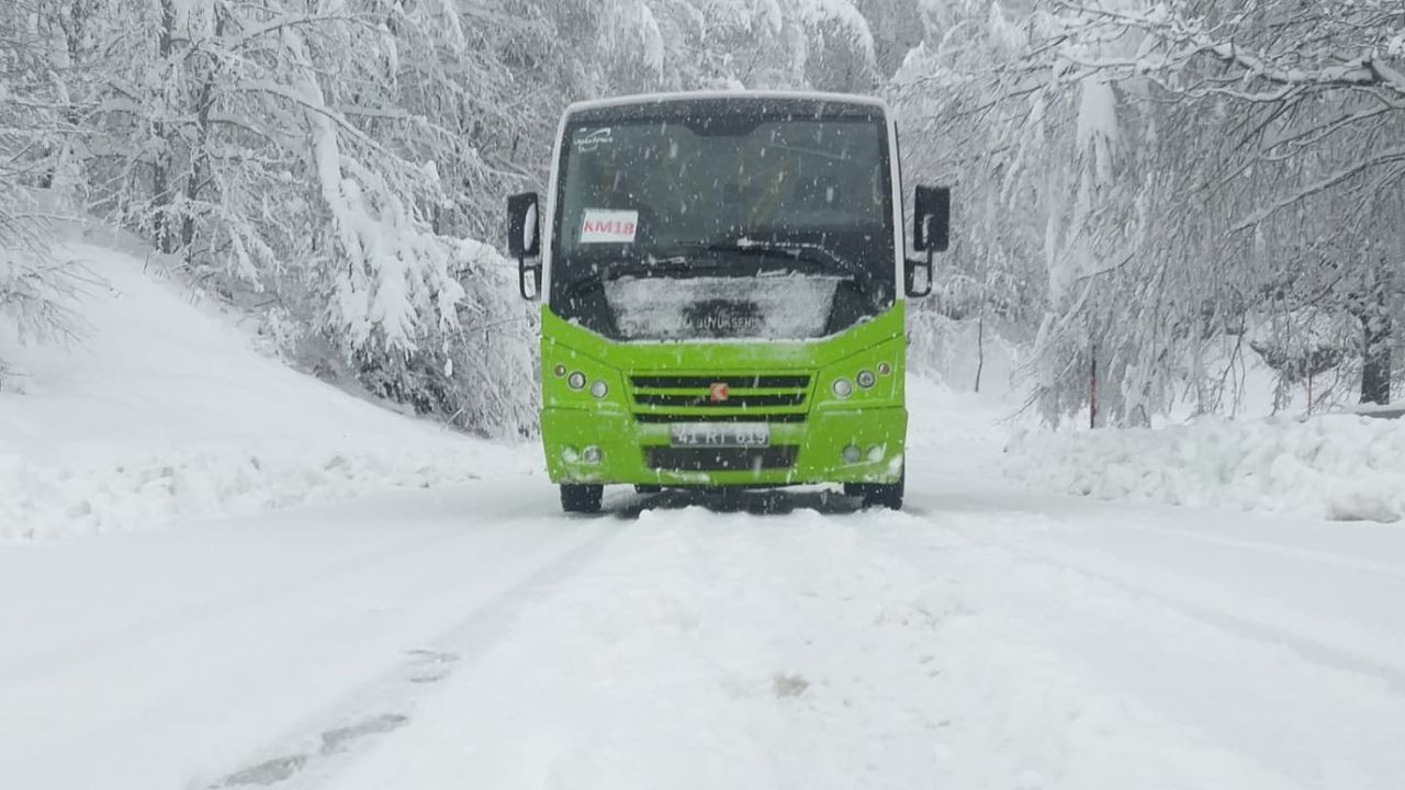 UlaşımPark ulaşım hizmetine artan kış koşullarına rağmen aralıksız devam ediyor.