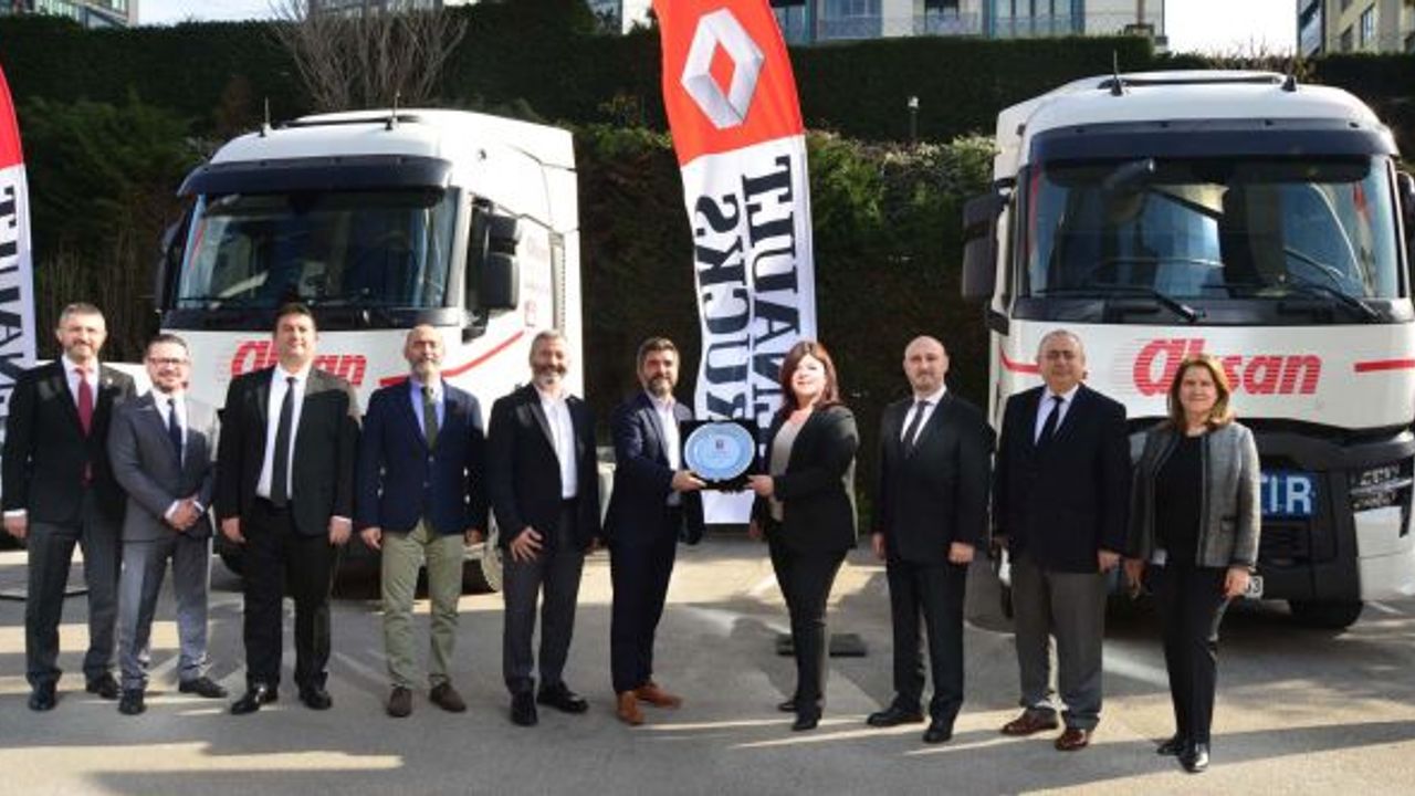 Alışan Lojistik fllosuna 70 adet Renault Trucks Yeni T Evo yatırımı gerçekleştirdi