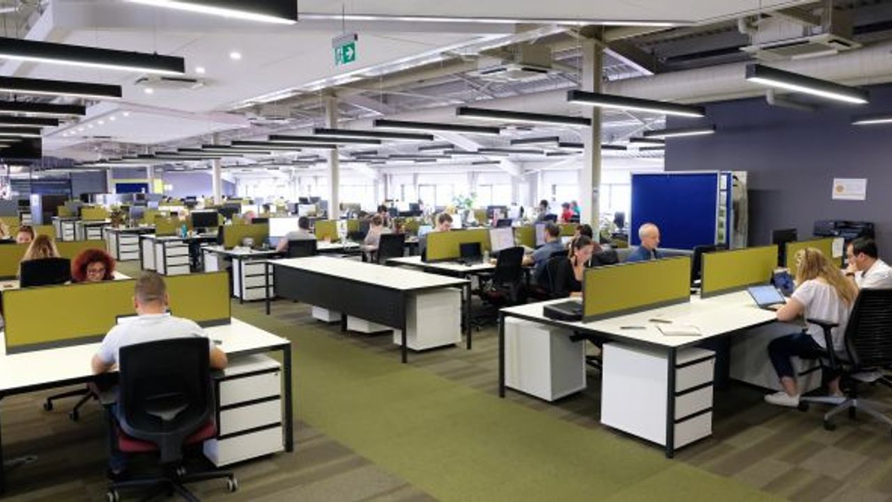 Mercedes-Benz Otomotiv Küresel IT Çözümleri Merkezi çalışan sayısını 200 kişi artıracak