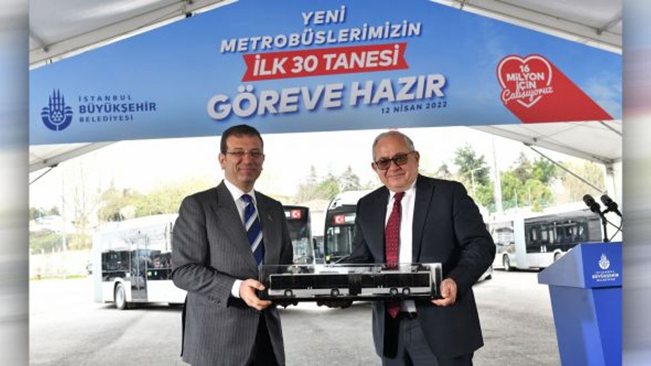 Otokar, İstanbullular için özel olarak ürettiği metrobüslerin ilk 20 adedini teslim etti