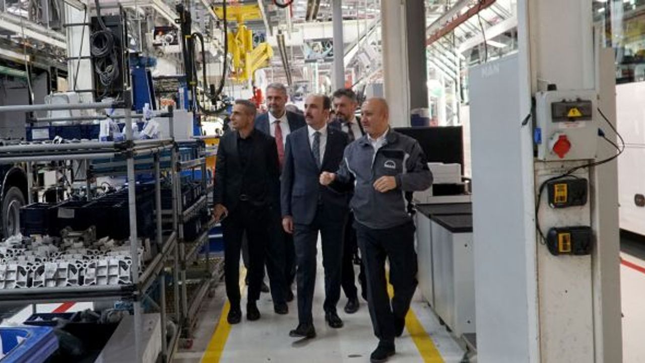 Konya Büyükşehir Belediyesi 52 MAN otobüs yatırımının 18 adetini teslim alıyor