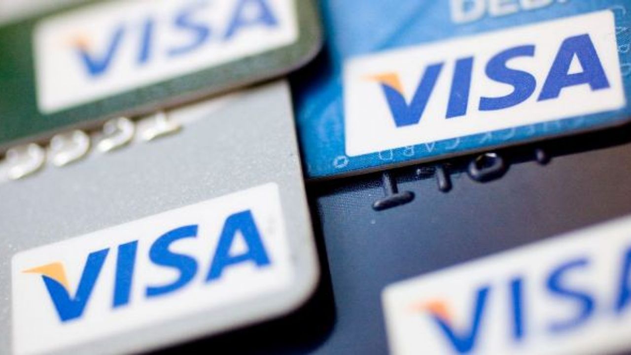 İzmir’de toplu ulaşımda temassız kredi, banka ve ön ödemeli kartlarla biniş kolaylığı yaygınlaşıyor