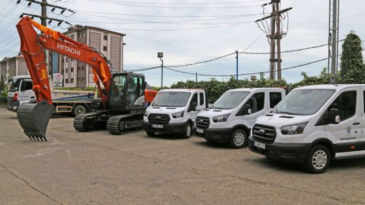 Rize Belediyesi 1 adet eksvatör ve 3 adet çift kabin yatırımı yaptı