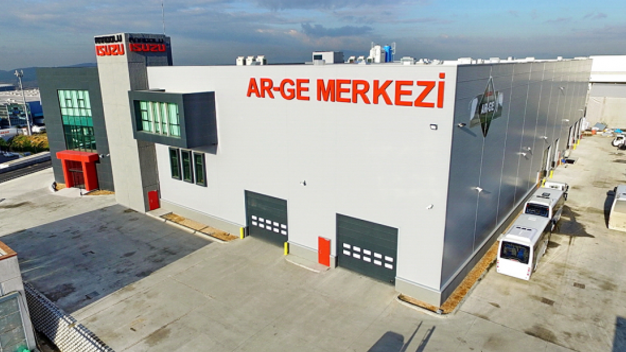 Tam elektrikli Isuzu NovoCITI Volt’a ABC Design Award Ödülü