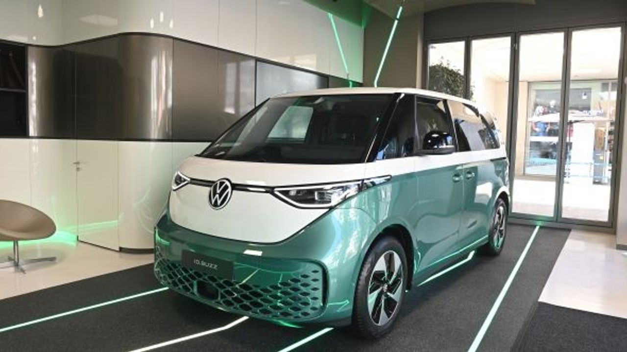 Elektrikli ticari araç Volkswagen ID. Buzz Galataport'ta sergileniyor