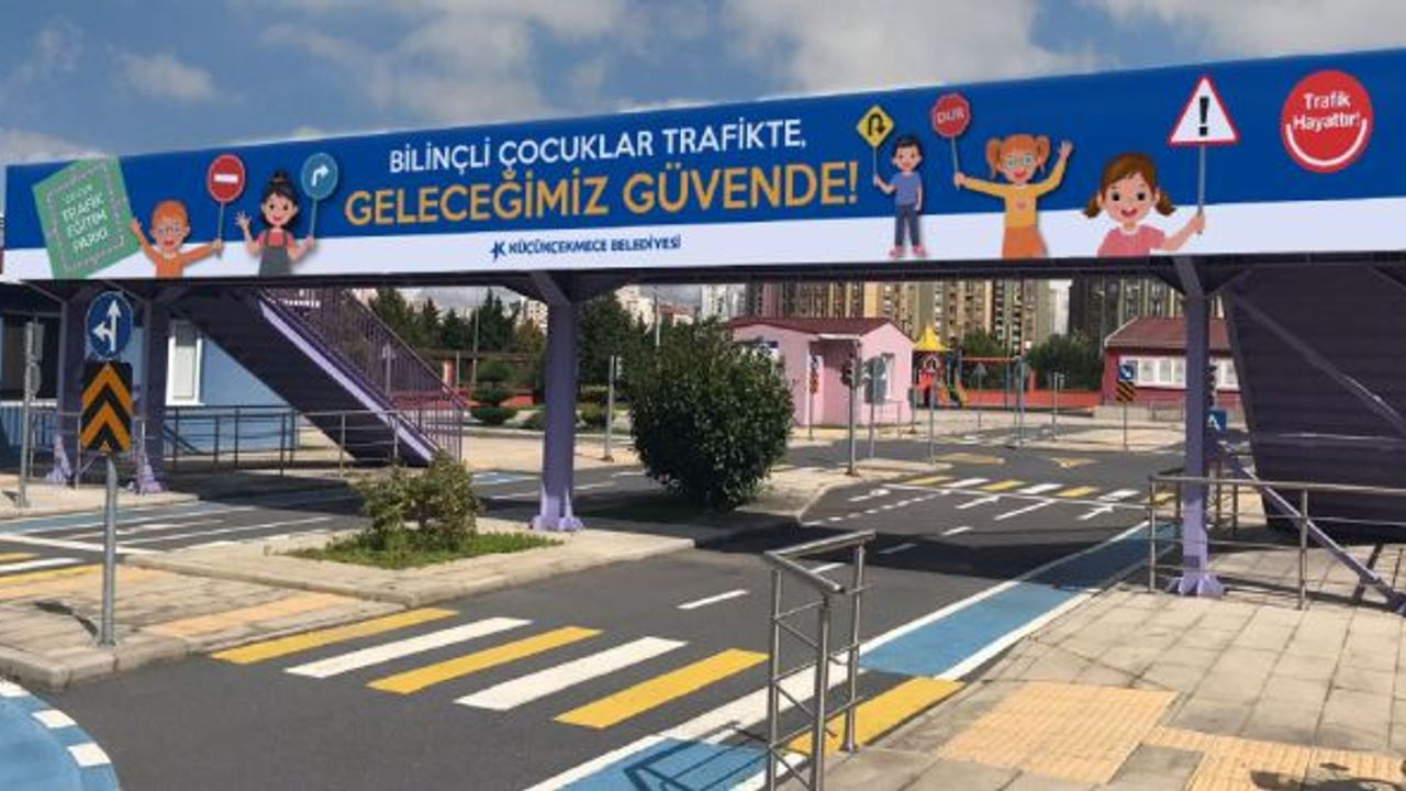 Trafik Hayattır platformu ve Küçükçekmece Belediyesi 25 bin öğrenciye trafik eğitimi verecek
