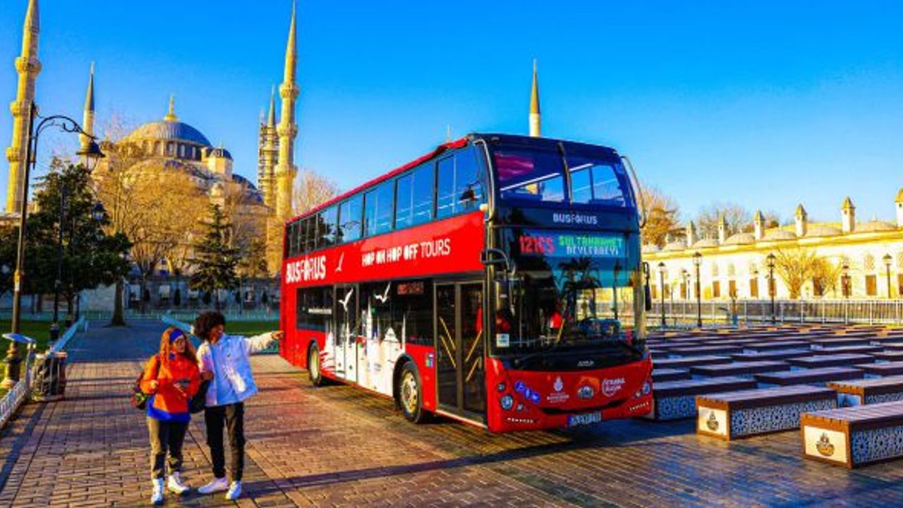 Turistler İstanbul Gezisinde Allison Tam Otomatik Şanzıman Konforu Yaşadılar