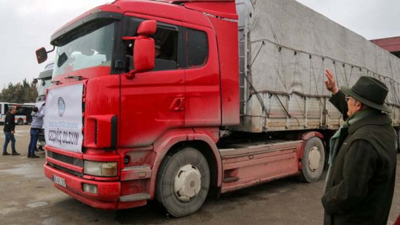 BÜYÜKŞEHİR 70 TIR İNSANİ YARDIM MALZEMESİ GÖNDERDİ