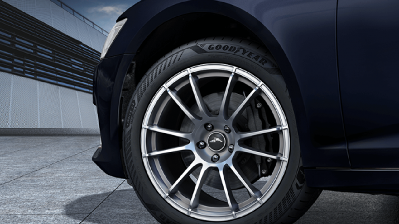 Goodyear Eagle F1 Asymmetric 6 yaz lastiği test birincisi oldu