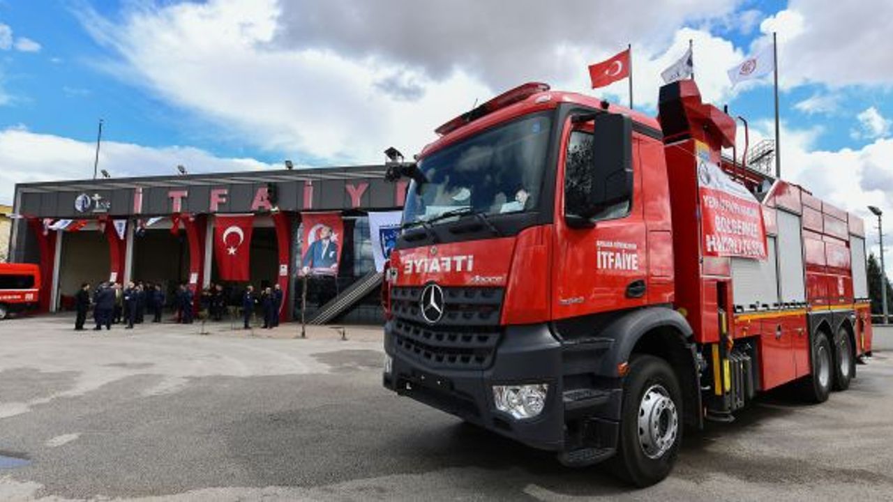 Ankara İtfaiyesi’ne köpük kulesi aracı tahsis edildi