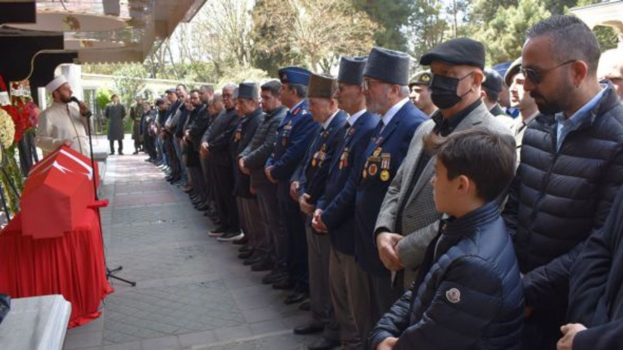 Mustafa Yıldırım’ın ağabeyi Kıbrıs Gazisi Yüksel Yıldırım son yolculuğuna uğurlandı