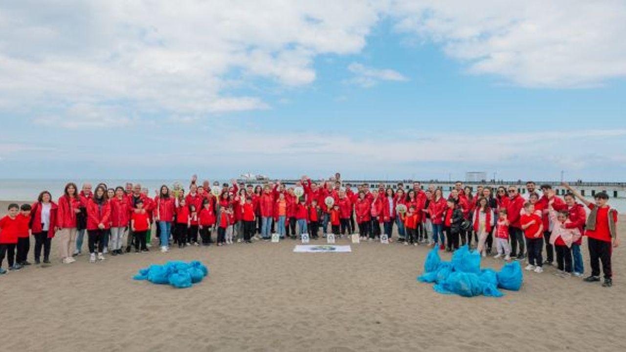 Aras Kargo 100. yıl anısına Samsun kıyılarını temizledi