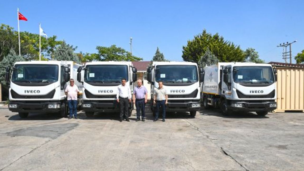 Karabağlar Belediyesi araç filosuna 4 adet Iveco kamyon kattı