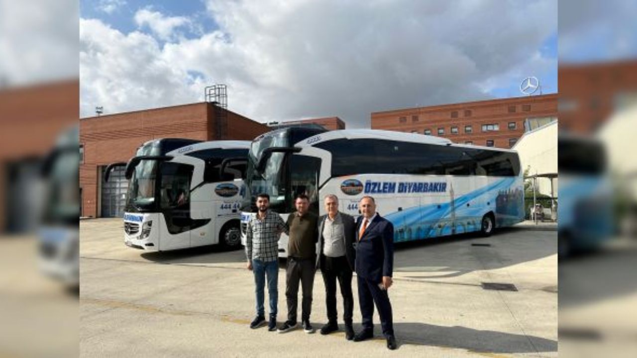 Hastalya Otomotiv’den Özlem Diyarbakır’a 2 adet Travego teslimatı