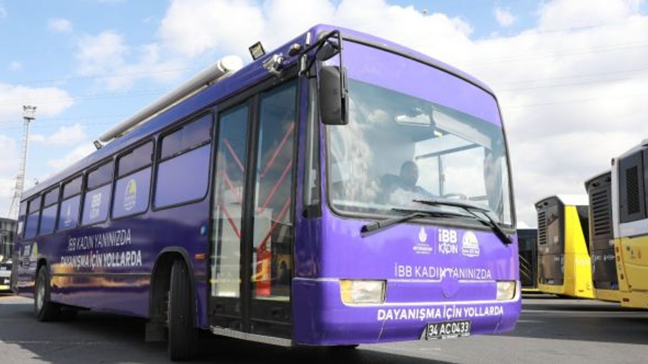 Mor Otobüs yola çıkıyor