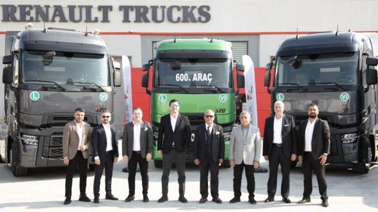 Azem Lojistik 21 adet Renault Trucks T520 çekiciyi filosuna kattı