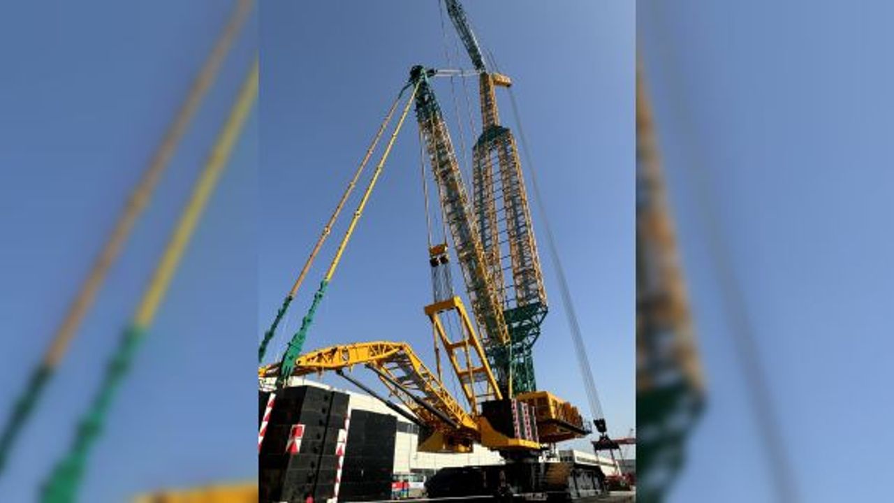 Hareket’ten,  mega projeler için 2.200 tonluk paletli vinç yatırımı