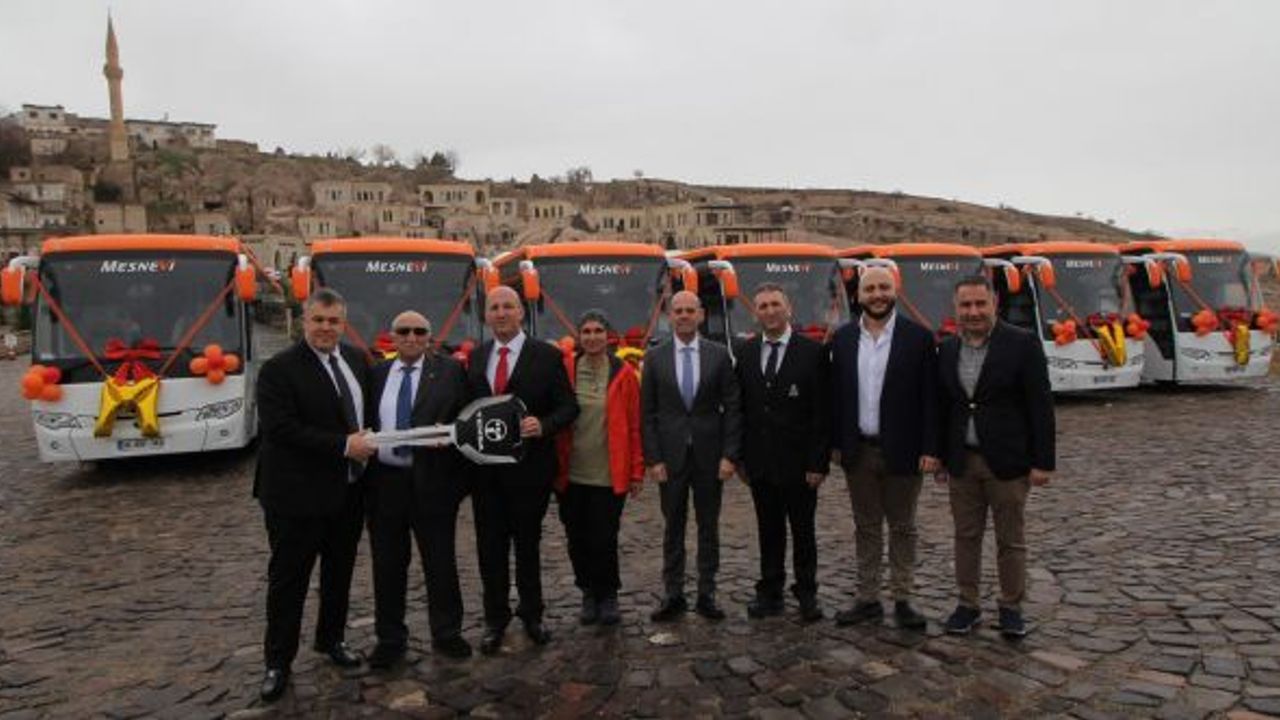 TEMSA, Mesnevi Turizm'e 15 Safir Plus otobüs teslimatı gerçekleştirdi