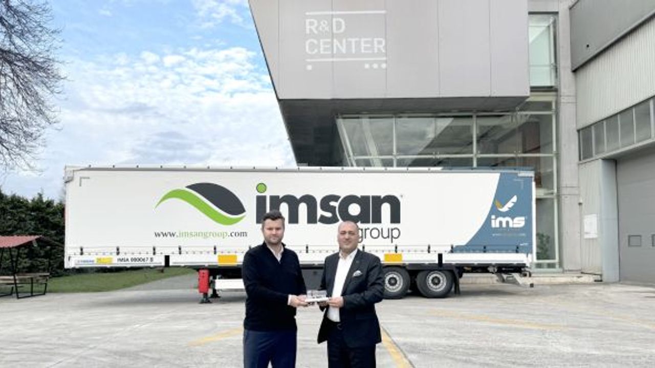 Tırsan İmsan Group’a 60 adet Tenteli Perdeli Maxime Plus teslim etti