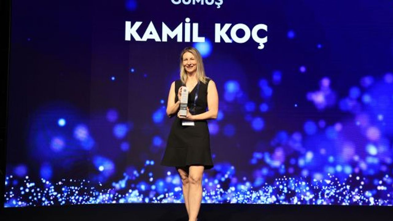 Kâmil Koç bir kez daha Brandverse Awards’tan ödülle döndü