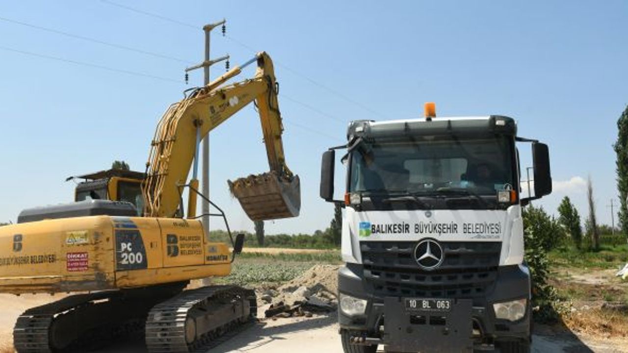 4 ayda 60 milyon TL maliyetle 30 km yol yapıldı