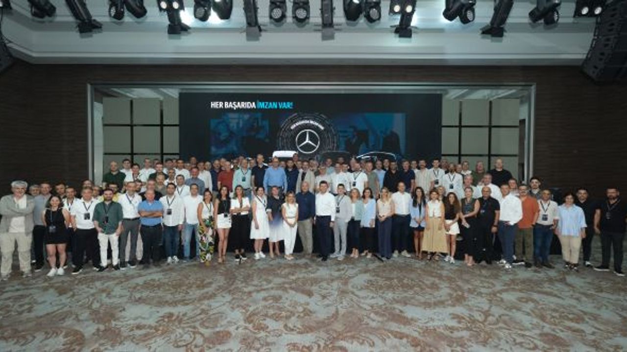 Mercedes-Benz Türk bayi ve yetkili servisleri ile bir araya geldi