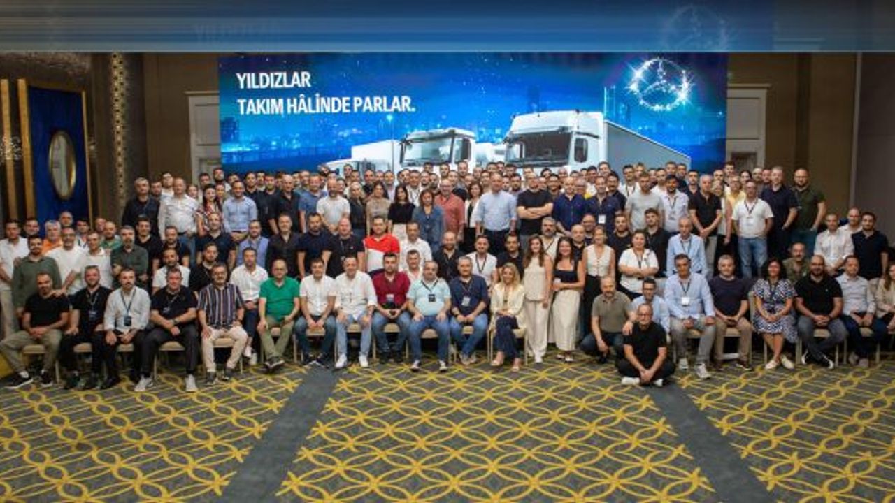 Mercedes-Benz Türk, “Yıldızlar Takım Halinde Parlar” mottosuyla kamyon satış bayileriyle buluştu