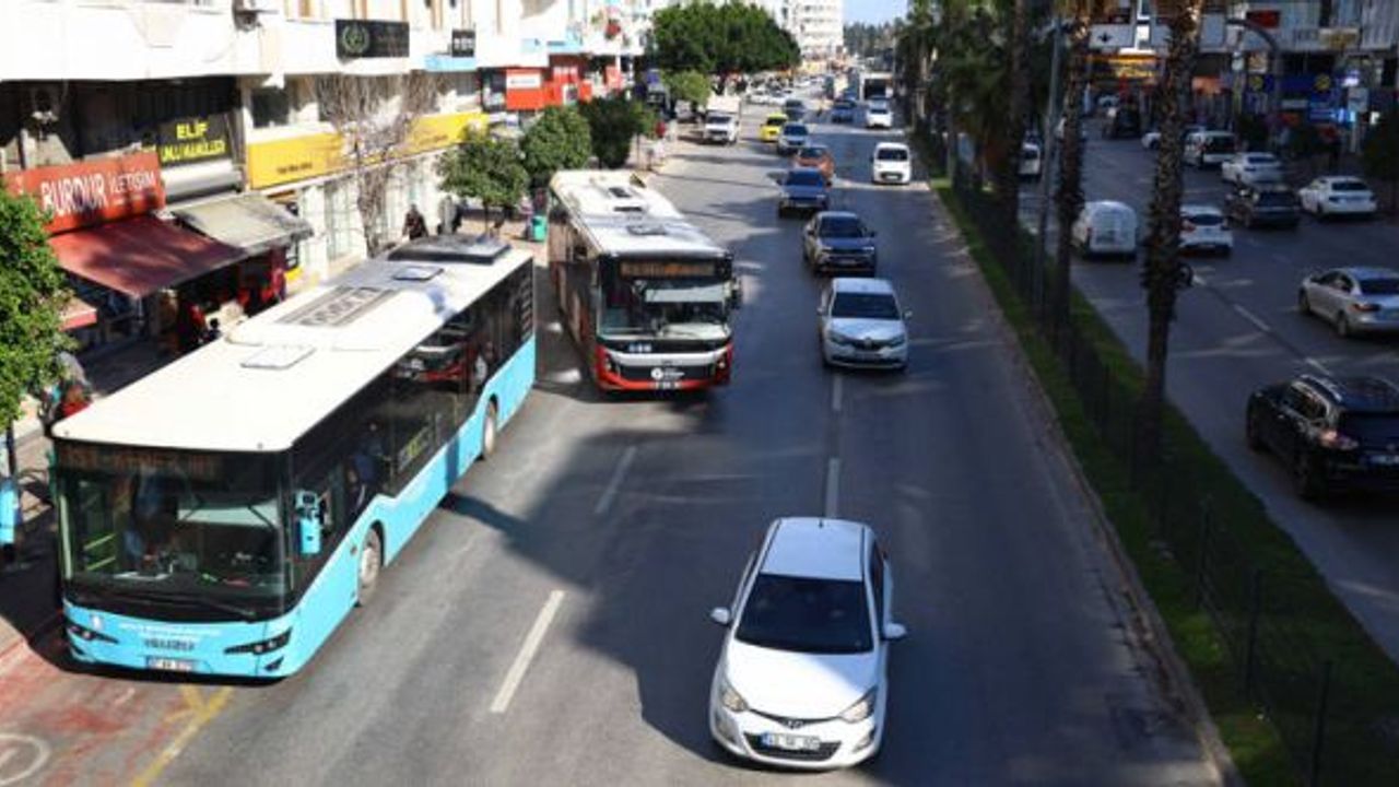 Antalya’da otobüsler için özel şerit uygulaması başlıyor