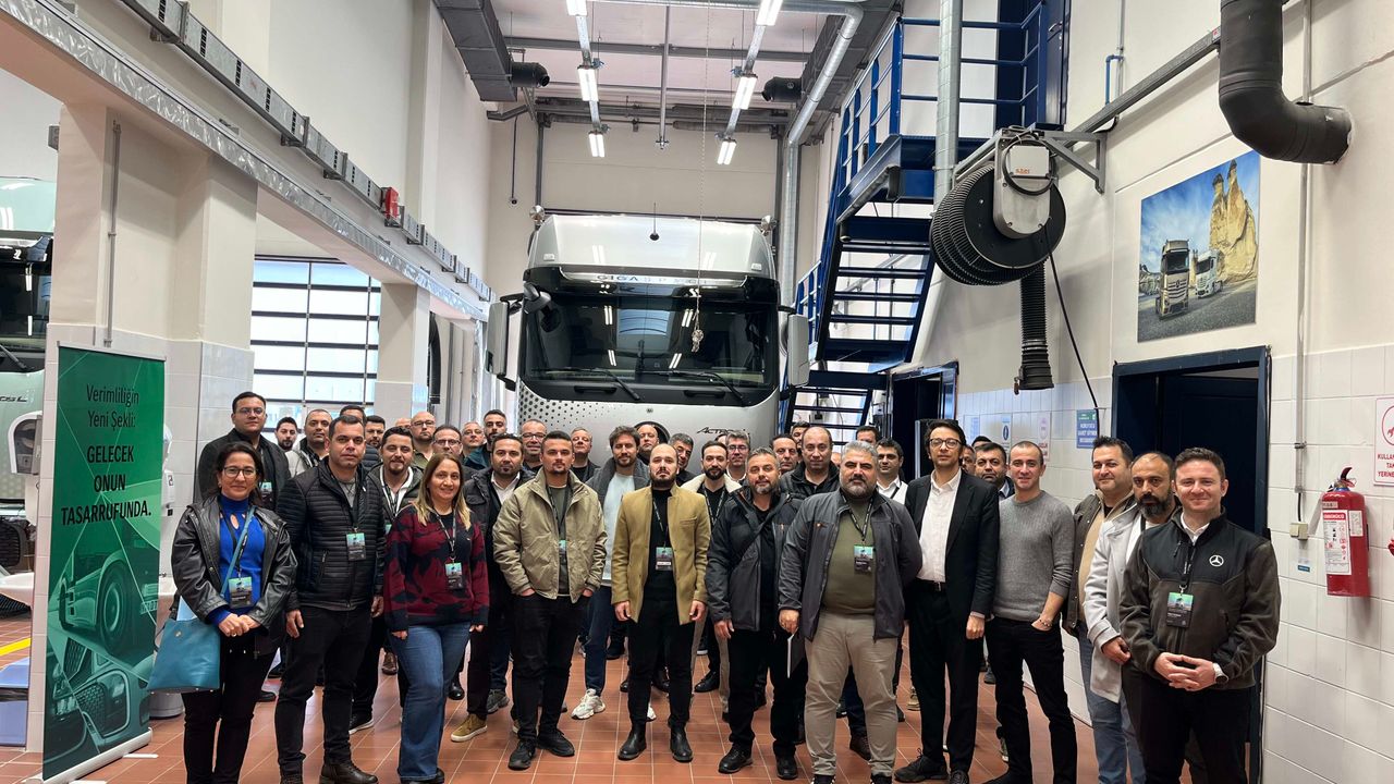 Mercedes-Benz Türk Bayileri Yeni Actros L’nin özelliklerini eğitimlerle daha yakından tanıyor!