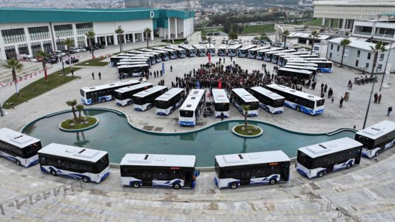 İzmir Büyükşehir Belediyesi 41 otobüs aldı, 120 otobüs daha alacak
