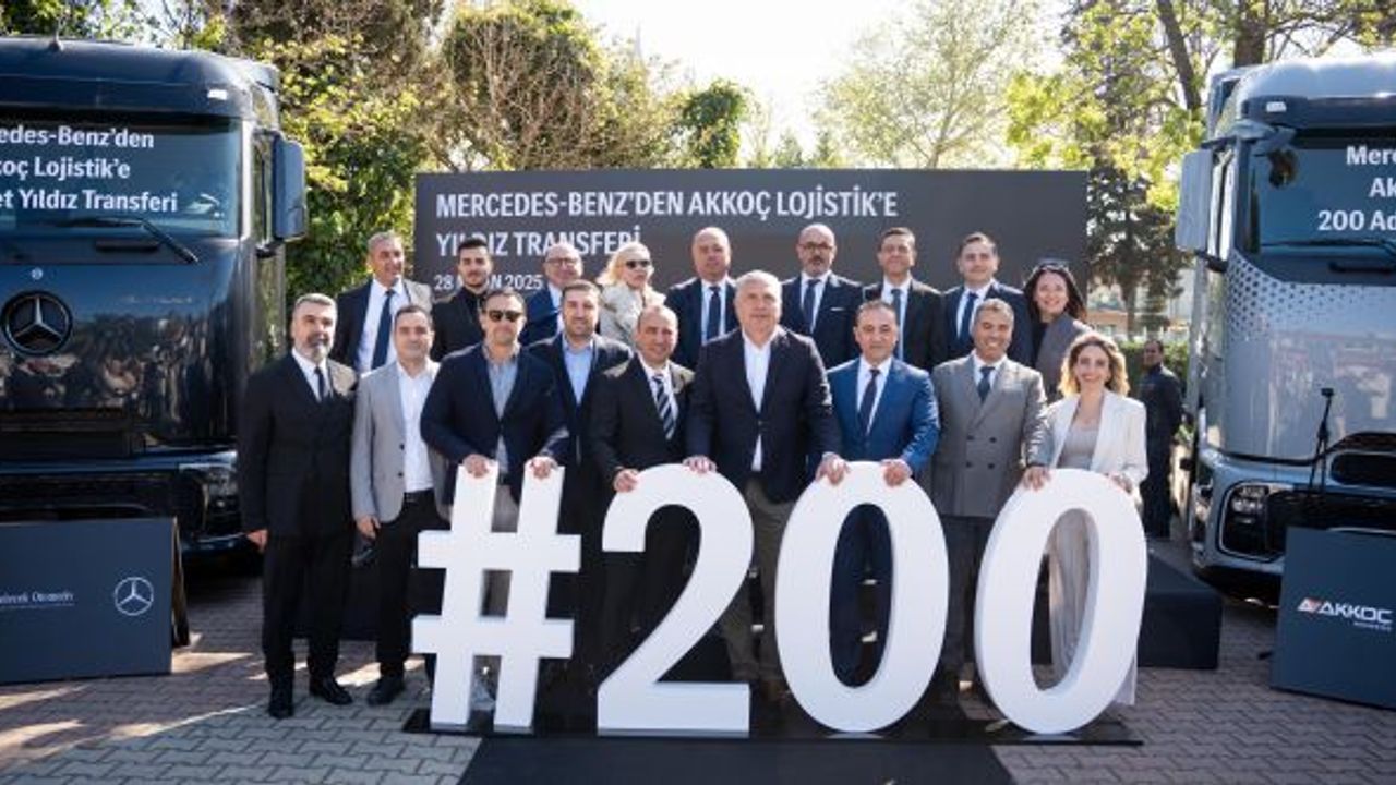 Mercedes-Benz Türk’ten Akkoç Lojistik’e 200 Adet Yıldız Transferi